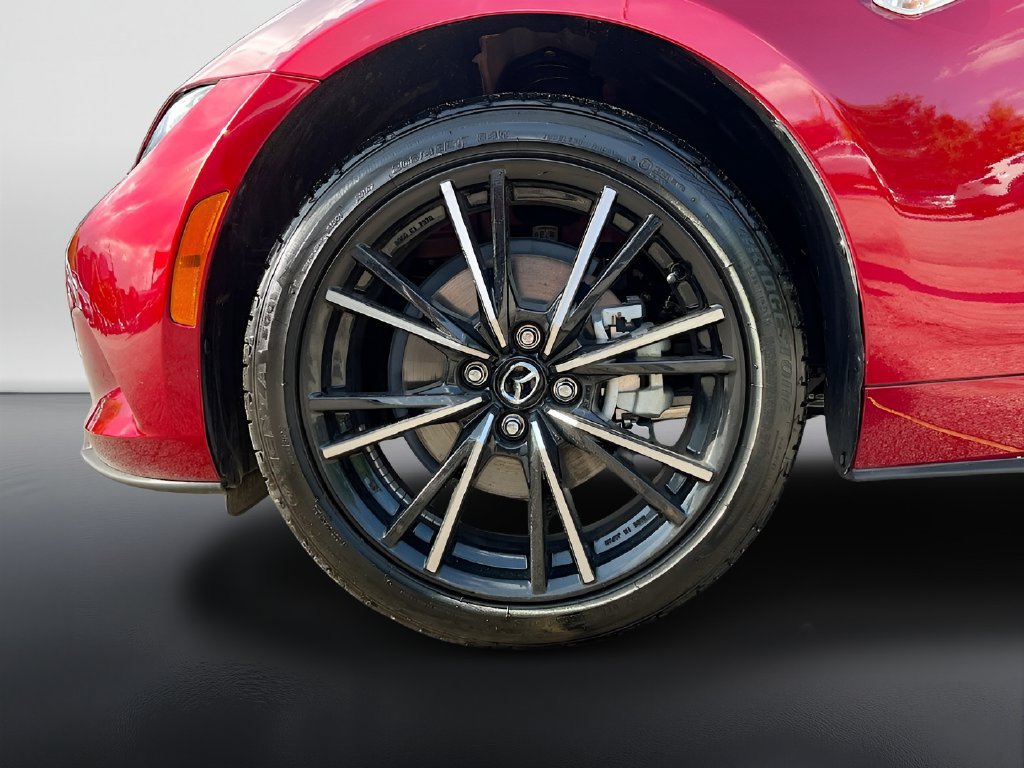 Used 2025 MAZDA MX-5 Miata Grand Touring w/ Weather Package RWD image 27
