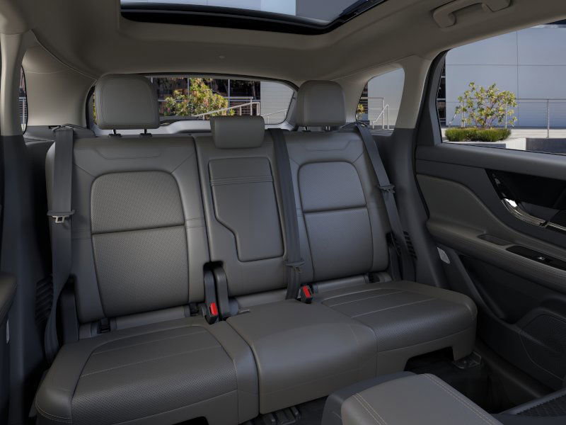 New 2025 Lincoln Corsair Grand Touring image 10