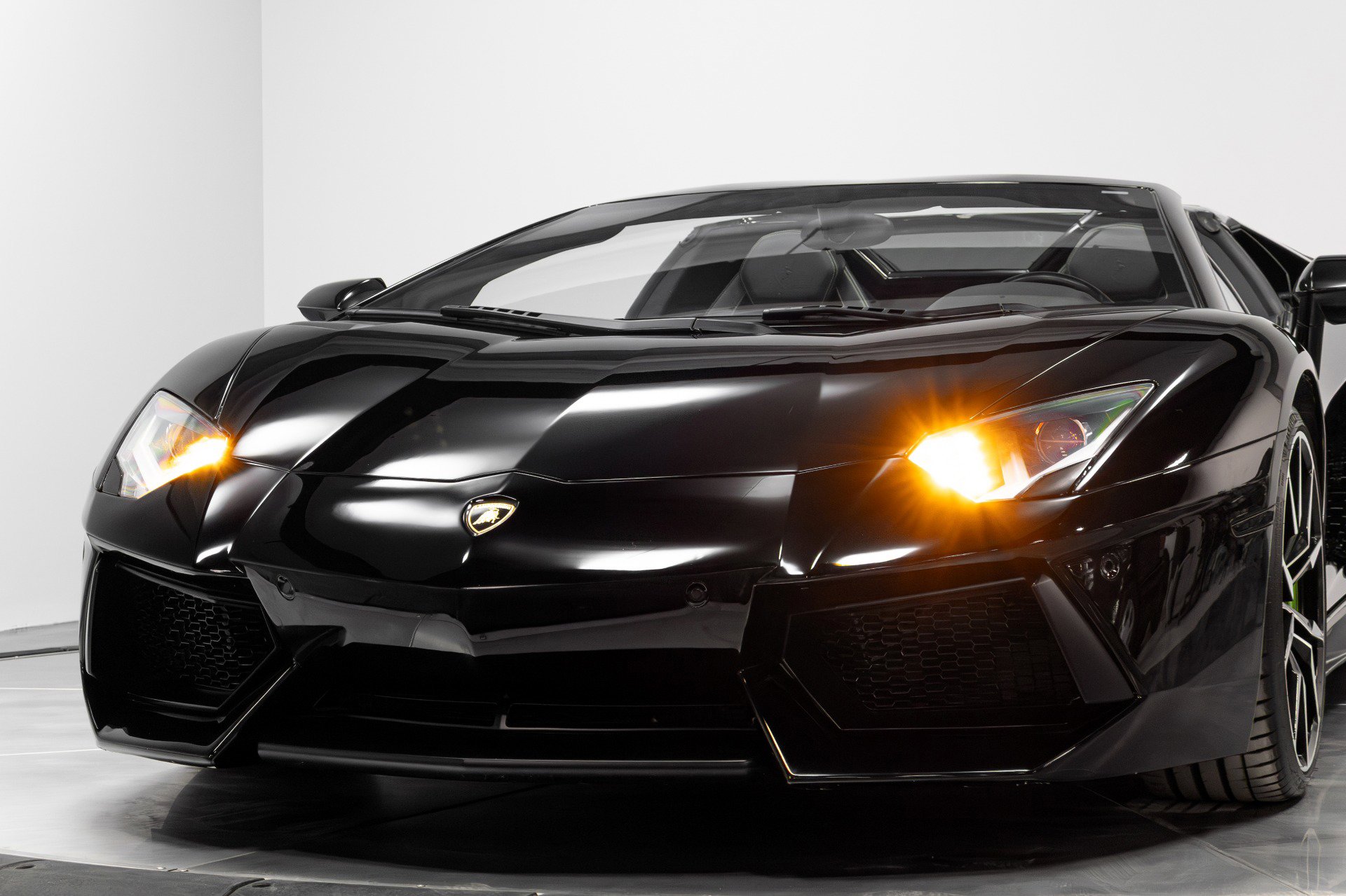 Used 2015 Lamborghini Aventador LP 700-4 image 71