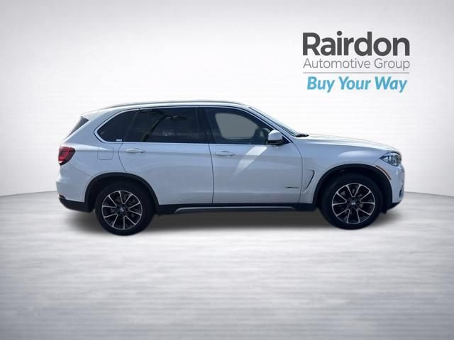 Used 2017 BMW X5 xDrive35i w/ Lighting Package AWD/4WD image 8