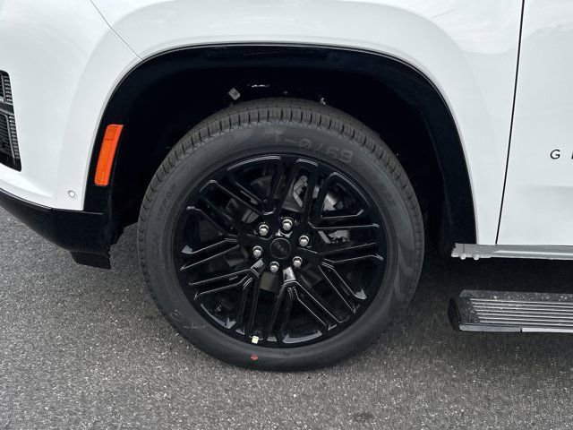 New 2026 Jeep Grand Wagoneer Limited image 13