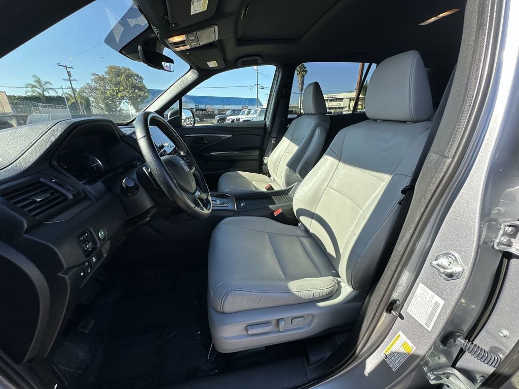 Used 2023 Honda Passport EX-L image 19