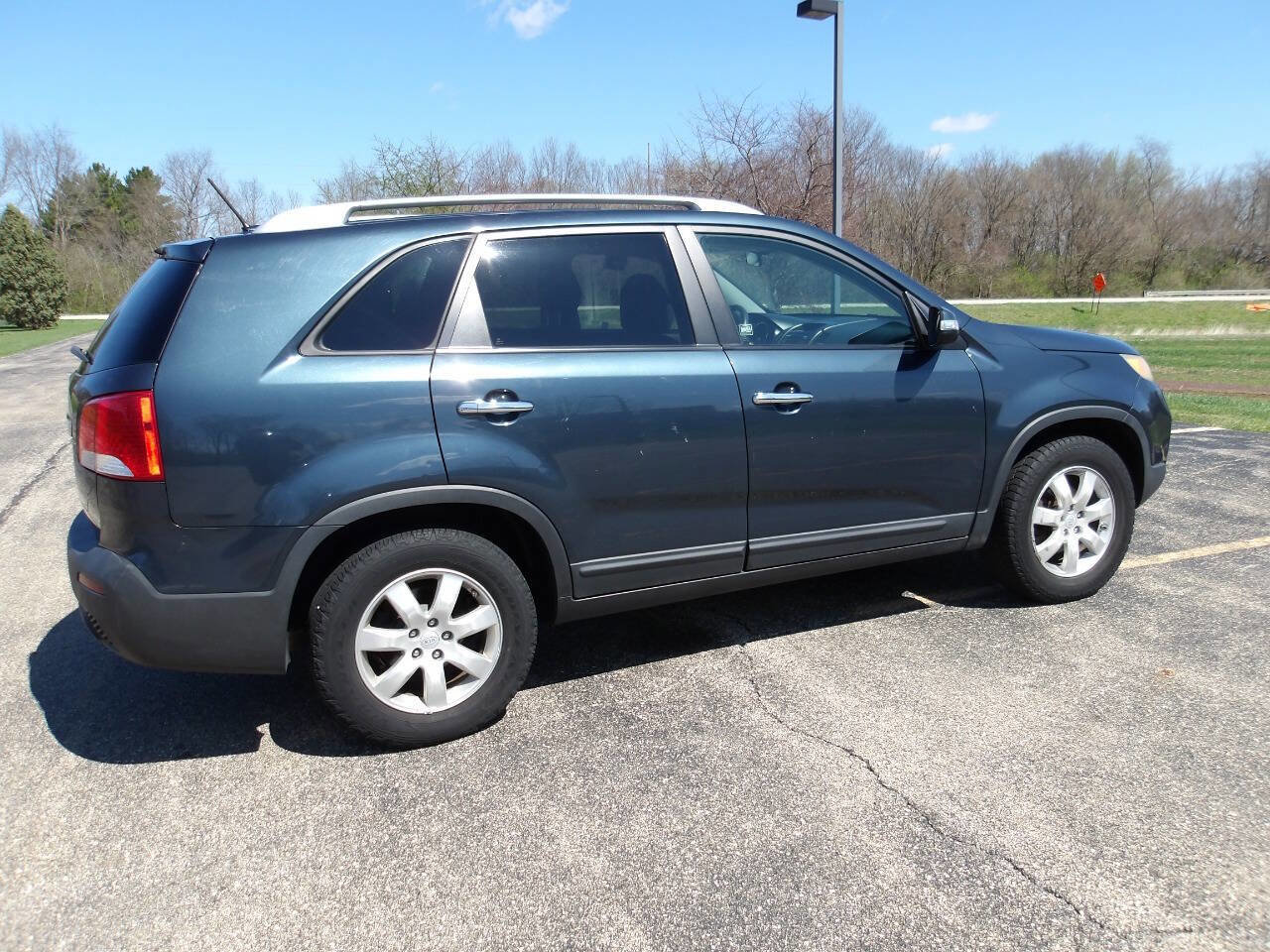 Used 2011 Kia Sorento LX FWD image 11