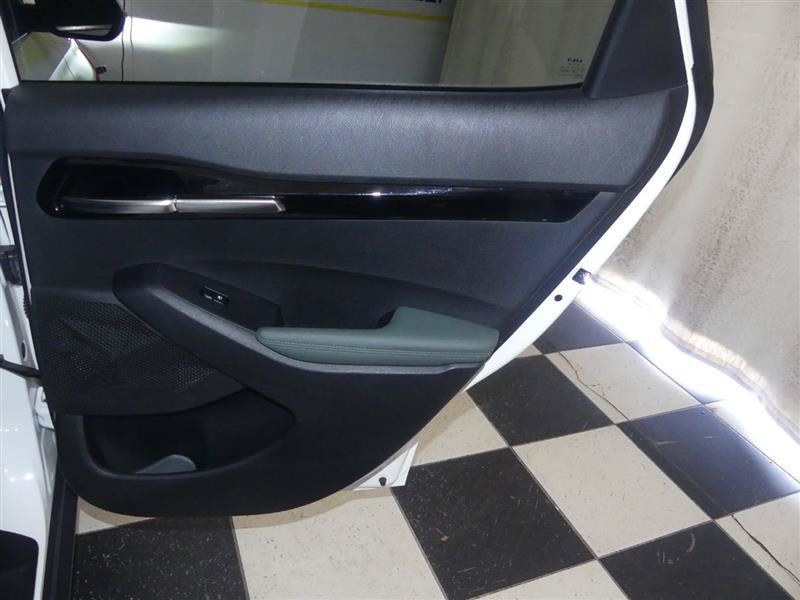 Used 2024 Kia Seltos SX w/ SX Sunroof Package AWD/4WD image 28