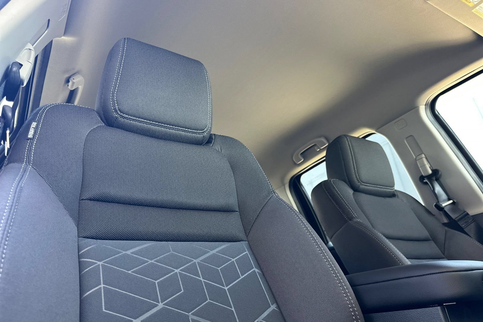 New 2026 Nissan Frontier SV RWD image 19