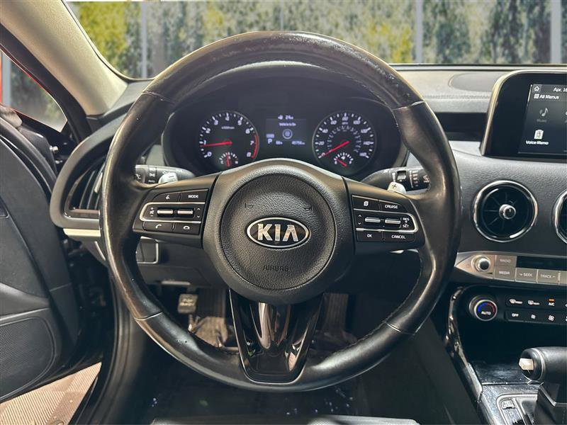 Used 2019 Kia Stinger AWD/4WD image 18