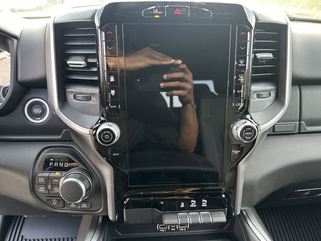 New 2026 RAM 1500 Big Horn AWD/4WD image 28