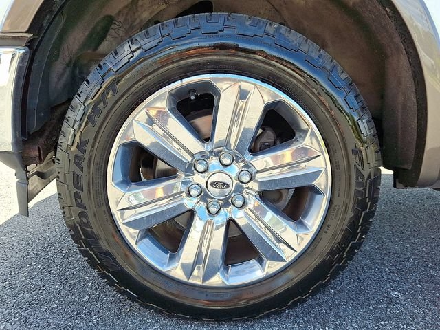 Used 2018 Ford F150 Lariat w/ Equipment Group 502A Luxury AWD/4WD image 8