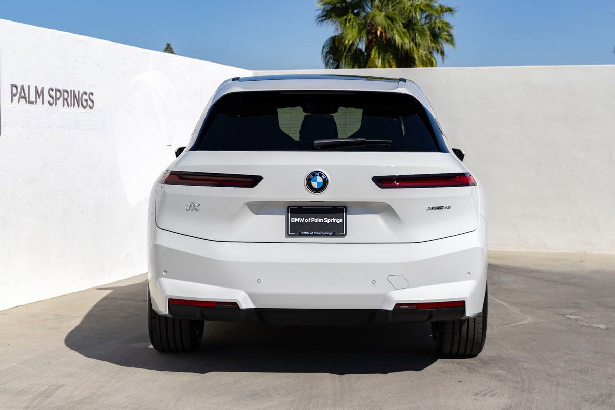 New 2026 BMW iX xDrive45 image 7