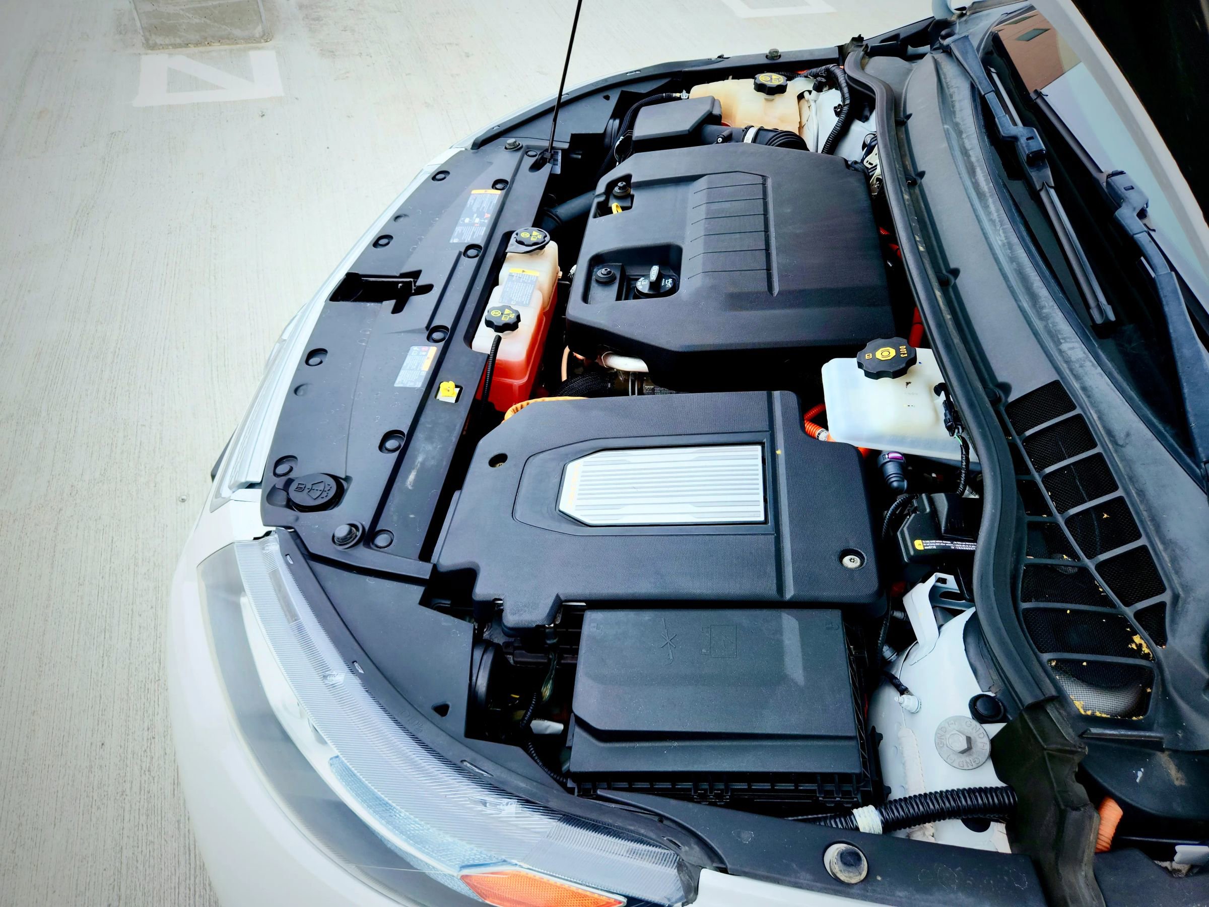 Used 2015 Chevrolet Volt Premium w/ Premium Trim Package image 36