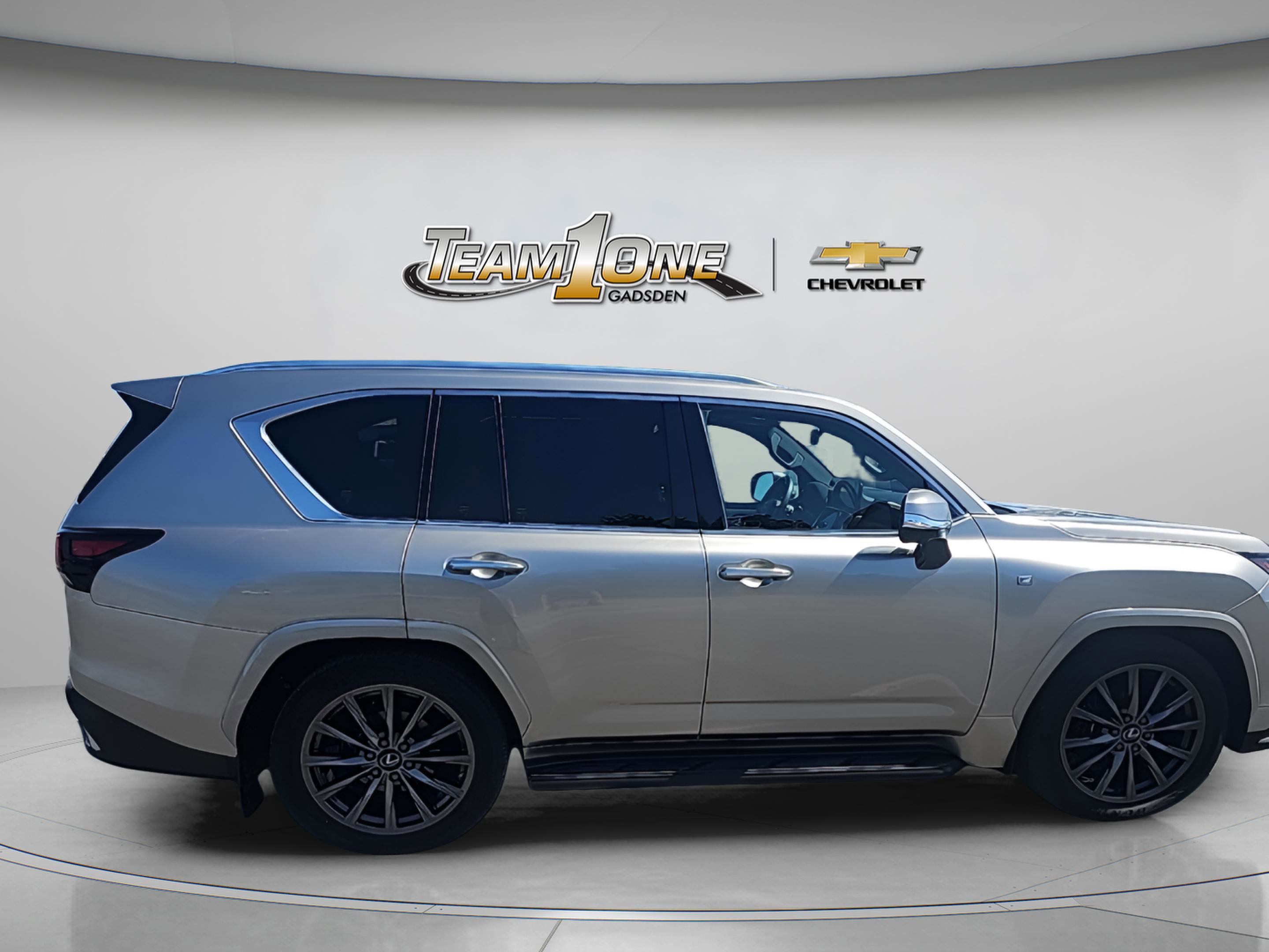 Used 2023 Lexus LX 600 F Sport AWD/4WD image 7