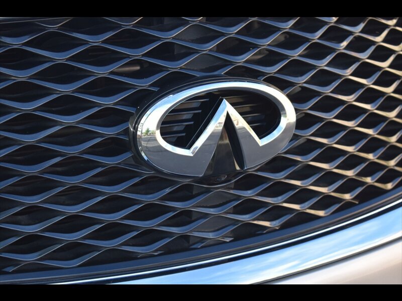 Used 2017 INFINITI QX80 2WD image 46