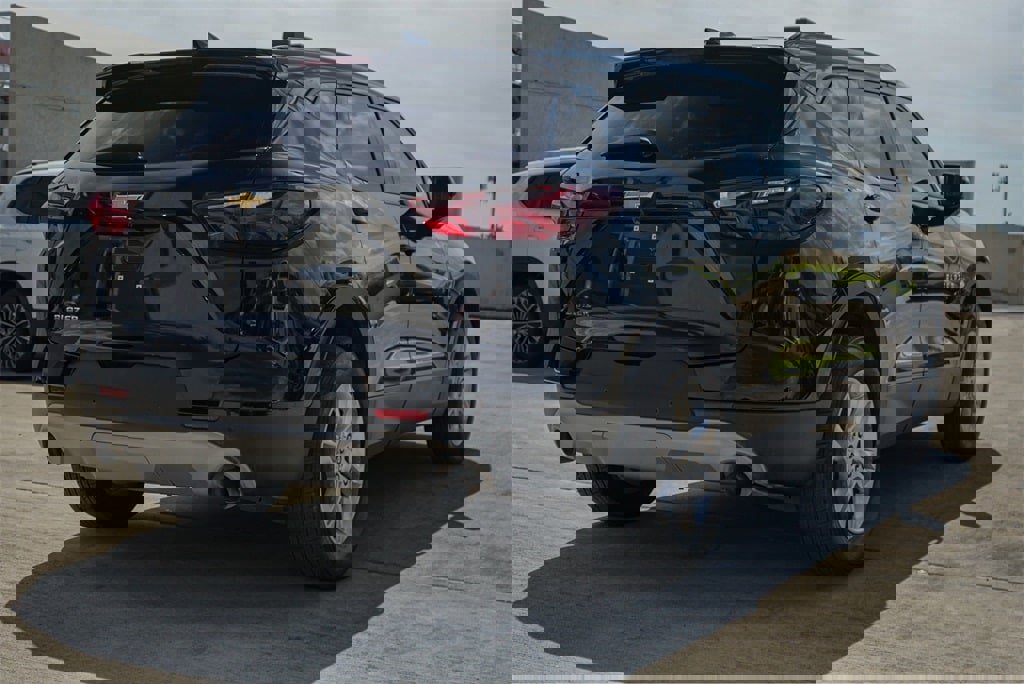 Used 2022 Chevrolet Blazer LT image 8