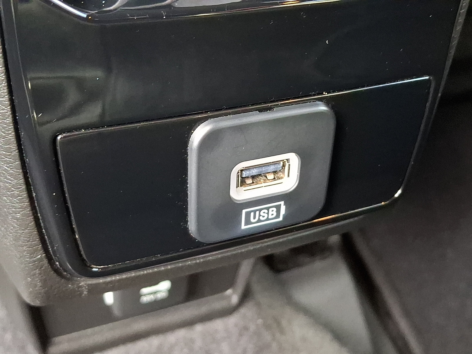 Certified 2025 Jeep Compass Limited AWD/4WD image 11