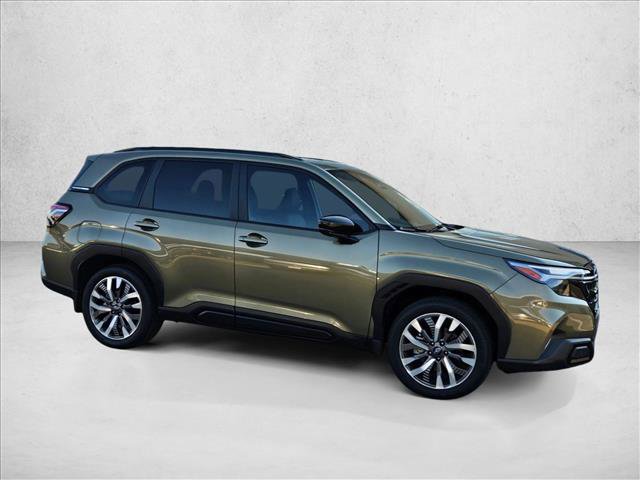 Used 2025 Subaru Forester Touring image 3
