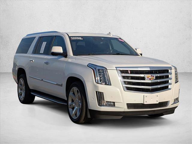 Used 2020 Cadillac Escalade ESV Luxury image 3