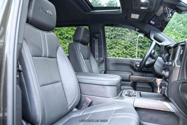 Used 2023 Chevrolet Silverado 3500 High Country image 22