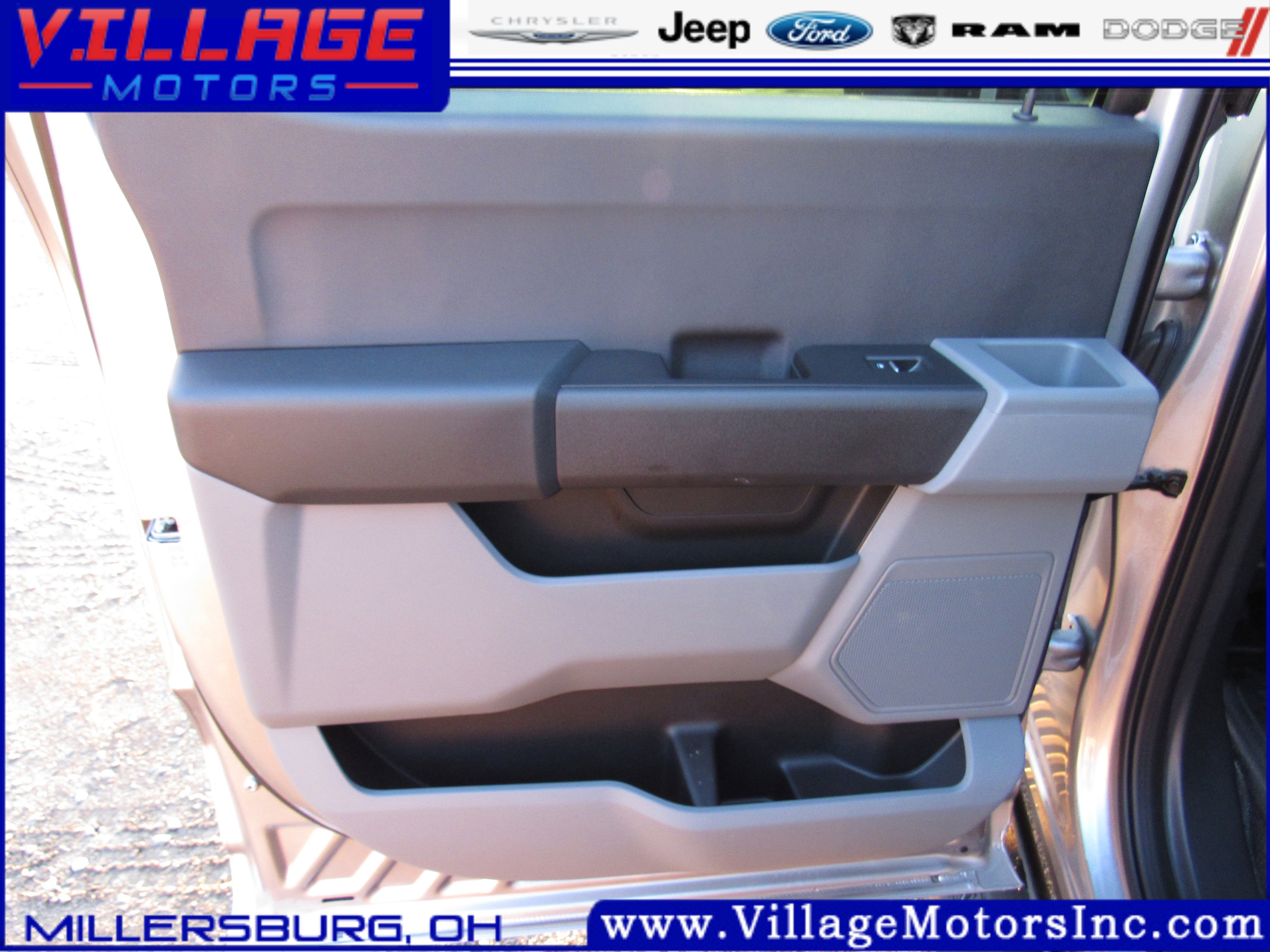 Used 2024 Ford F350 XL w/ Snow Plow Prep Package image 17