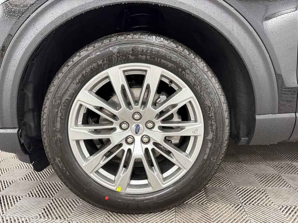 New 2026 Ford Explorer Platinum RWD image 11