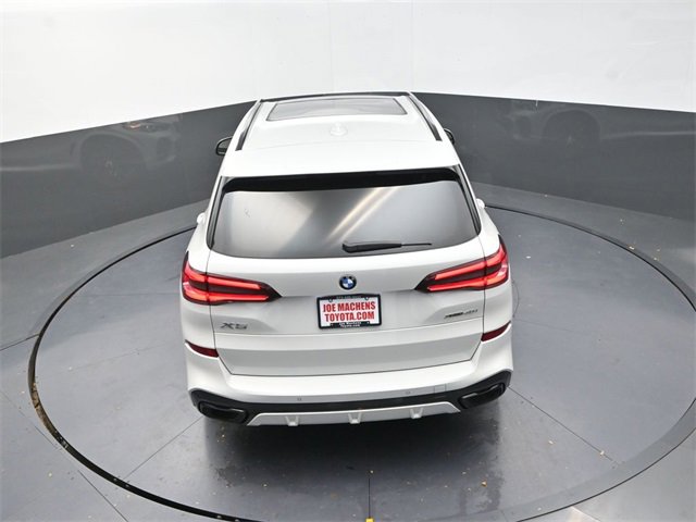 Used 2022 BMW X5 xDrive40i w/ M Sport Package image 24