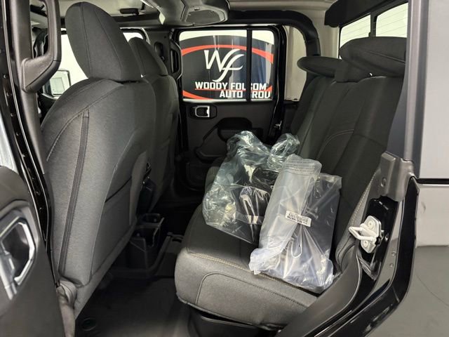 New 2025 Jeep Gladiator Willys image 13