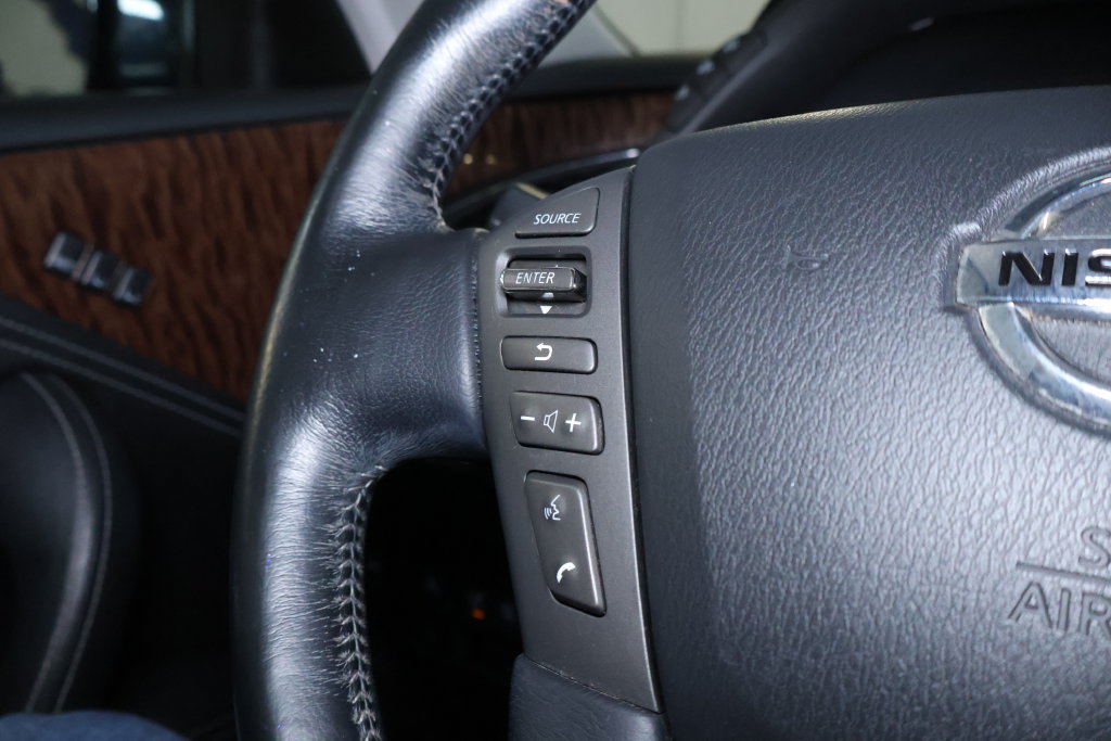 Used 2019 Nissan Armada Platinum w/ Captain's Chairs Package AWD/4WD image 27