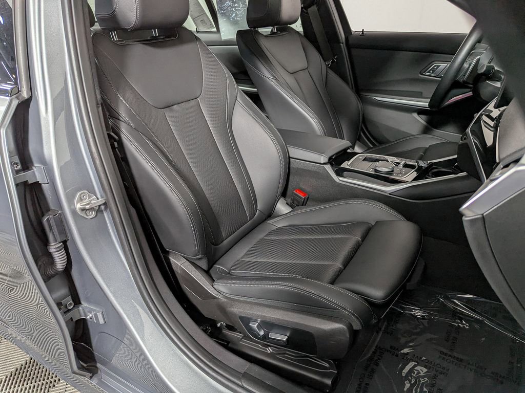 Certified 2023 BMW 330i xDrive 330i xDrive w/ Premium Package image 32