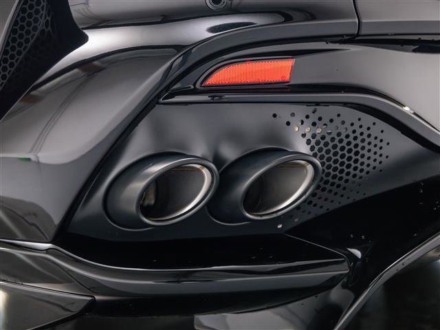 New 2026 Aston Martin DBX 707 image 37