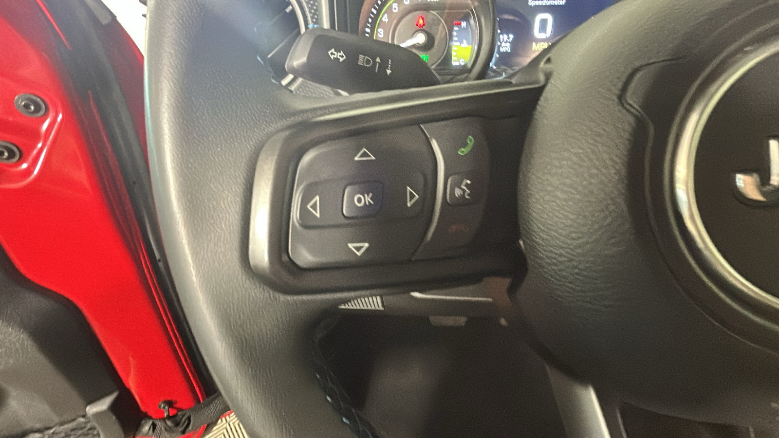 Used 2024 Jeep Wrangler Unlimited Rubicon 4xe AWD/4WD image 18