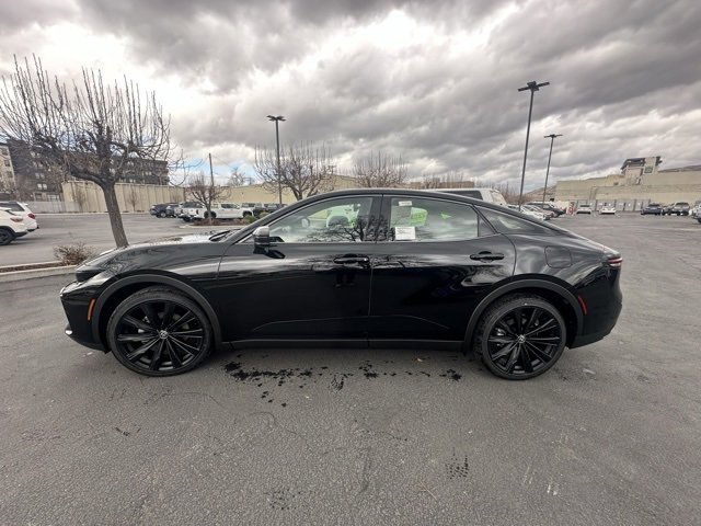 New 2026 Toyota Crown Nightshade image 2