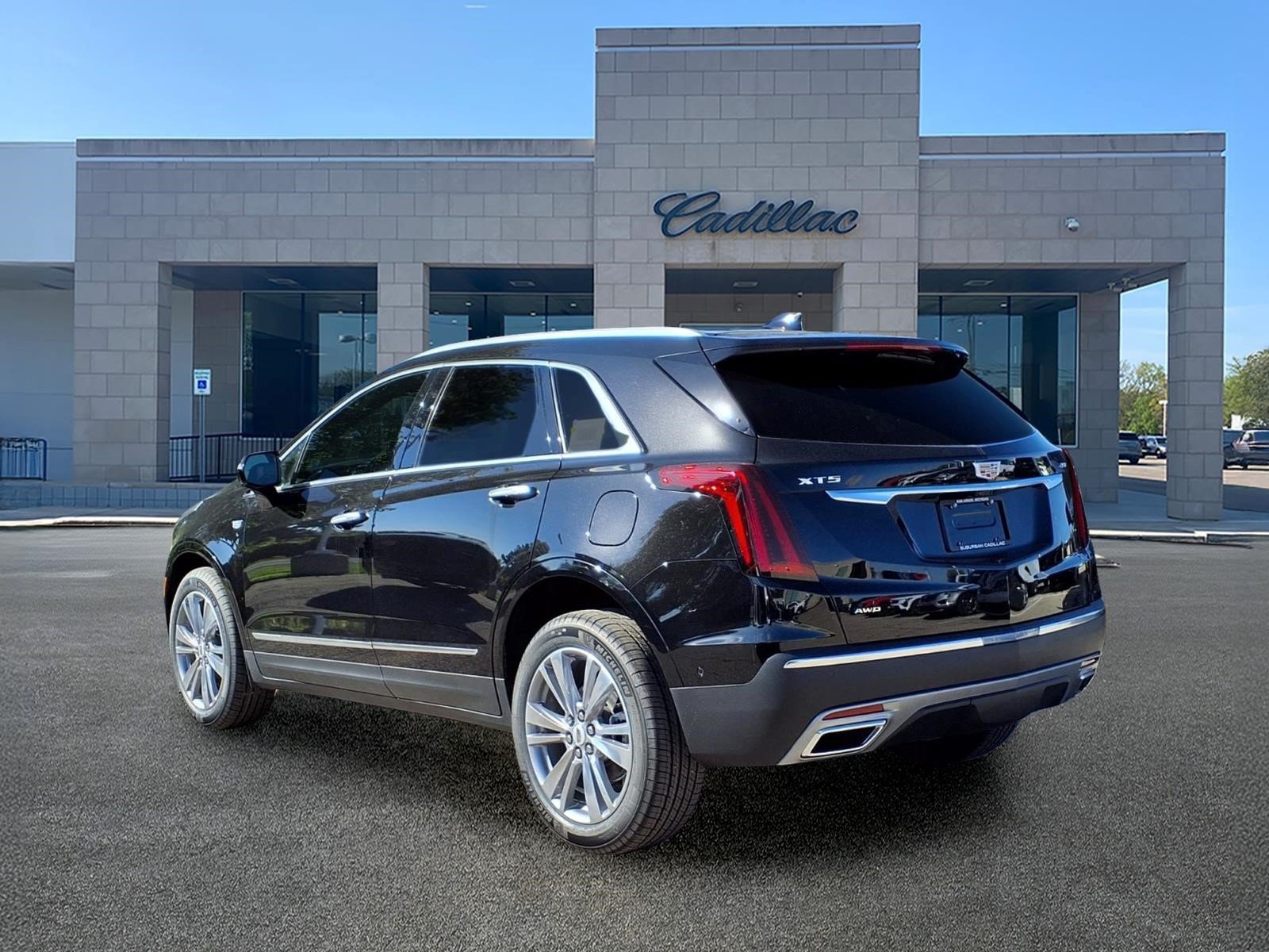 New 2026 Cadillac XT5 Premium Luxury w/ Driver Assist Package AWD/4WD image 6