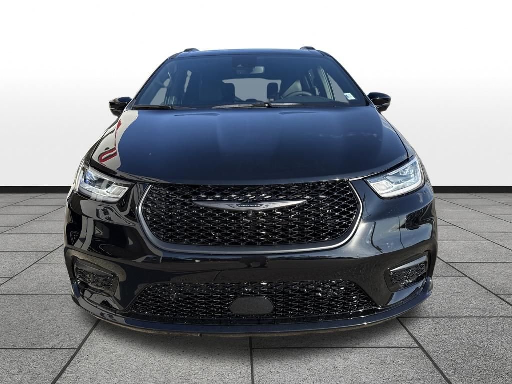 New 2026 Chrysler Pacifica Limited w/ S Appearance Package AWD/4WD image 8