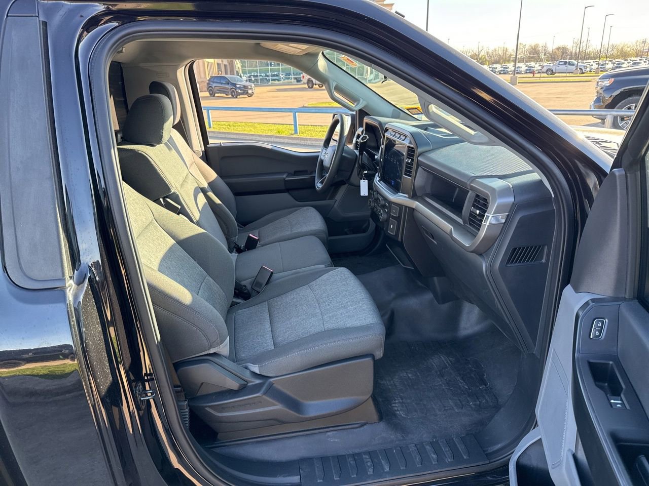 Used 2024 Ford F150 XL w/ Equipment Group 103A High image 9