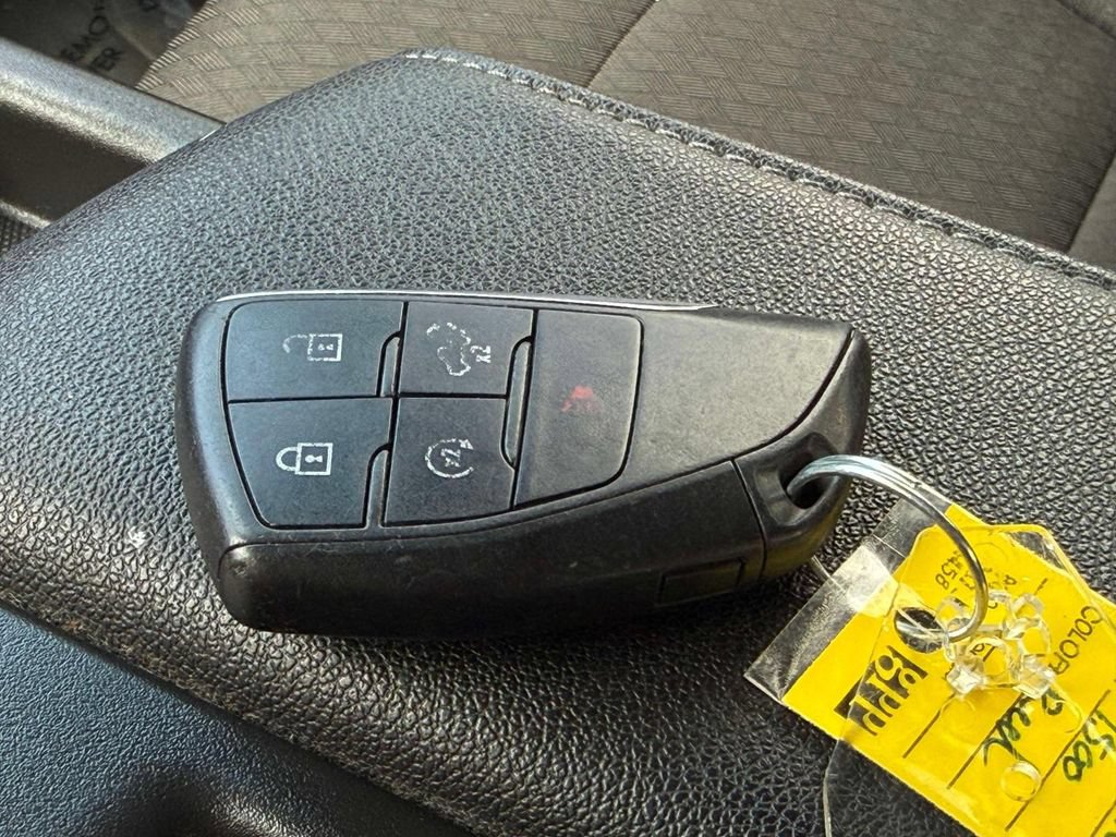 Used 2023 Chevrolet Silverado 1500 Custom AWD/4WD image 32