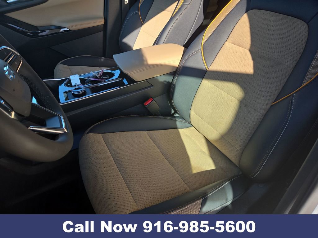 New 2026 Chevrolet Equinox ACTIV w/ Safety and Technology Package image 21