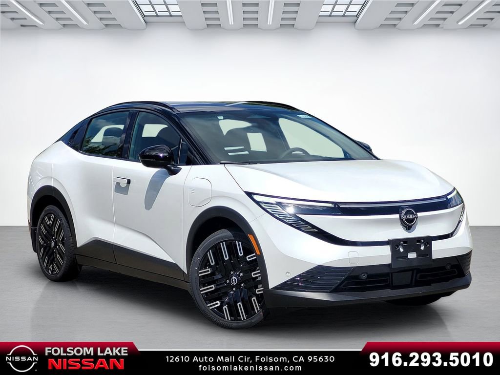 New 2026 Nissan Leaf Platinum+ w/ Cargo Package (Platinum+) FWD image 1