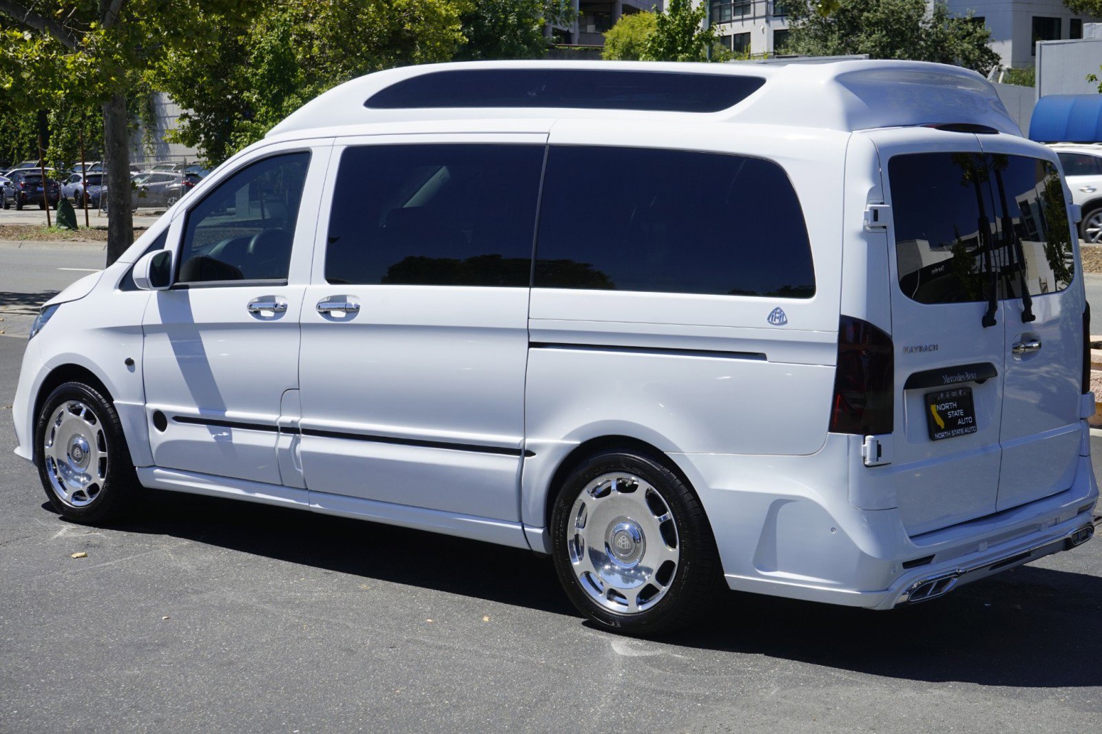 Used 2018 Mercedes-Benz Metris Passenger image 11