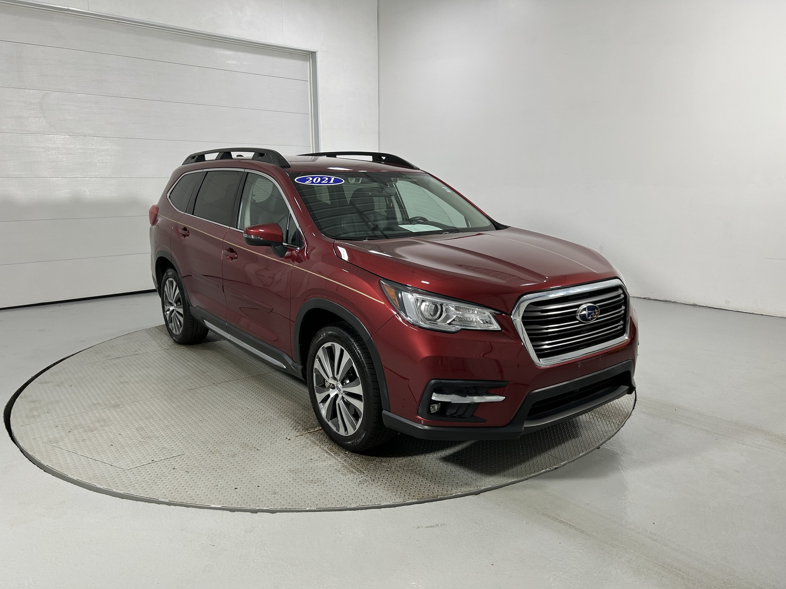 Used 2021 Subaru Ascent Limited AWD/4WD image 2
