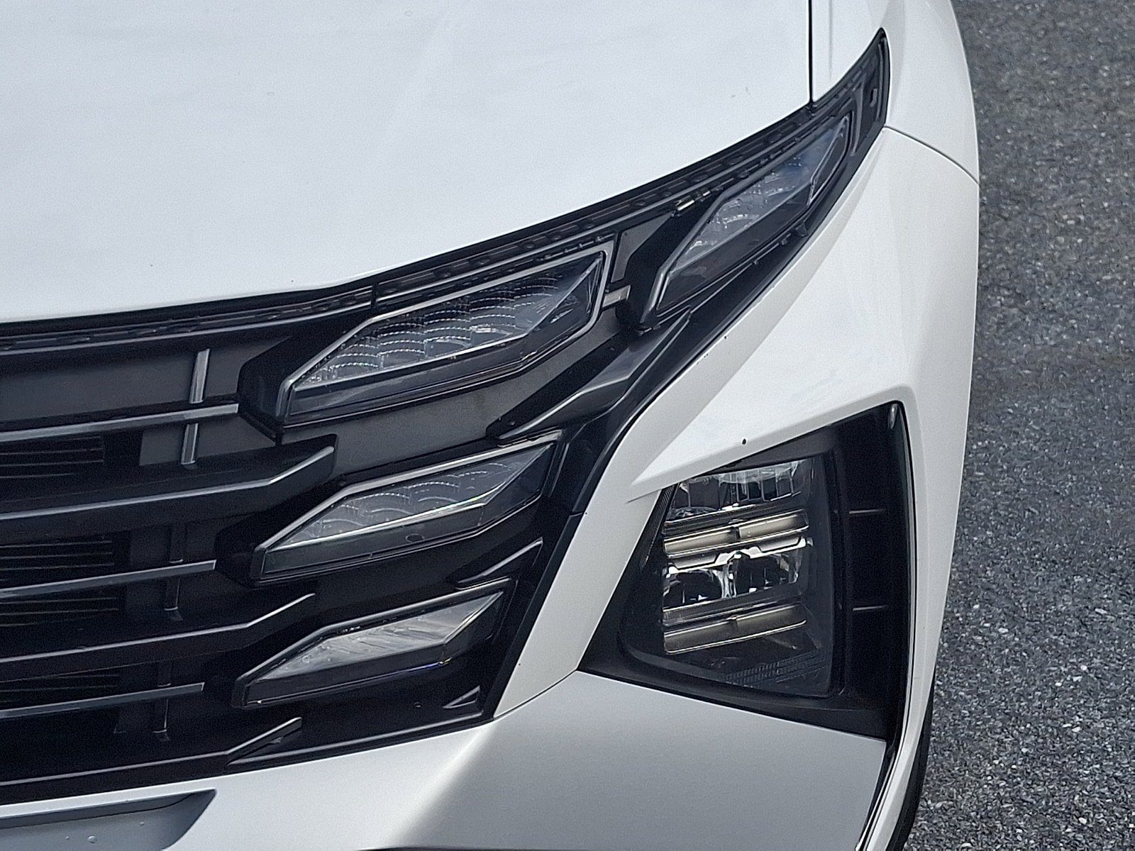Certified 2025 Hyundai Tucson SEL AWD/4WD image 10
