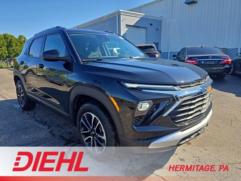 Used 2024 Chevrolet TrailBlazer LT w/ Convenience Package AWD/4WD image 1