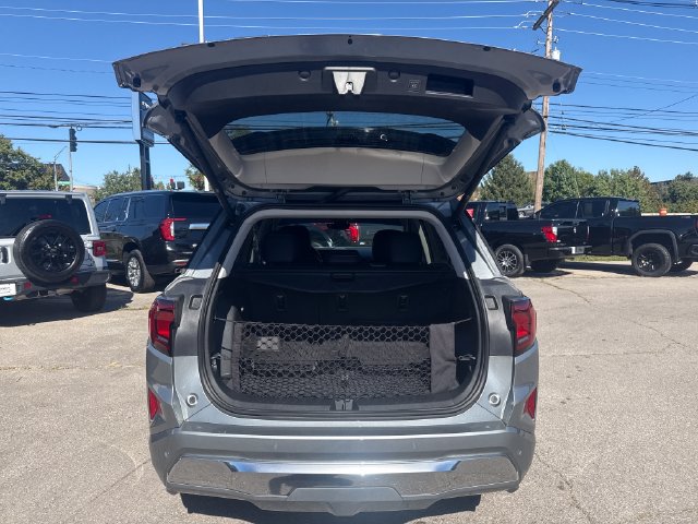 Used 2026 GMC Terrain Denali w/ LPO, Floor Liner Package AWD/4WD image 9