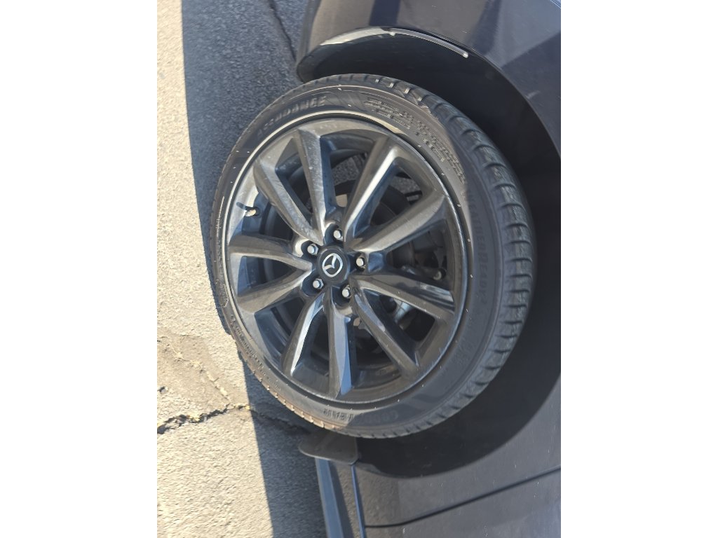 Used 2024 MAZDA MAZDA3 s FWD image 5