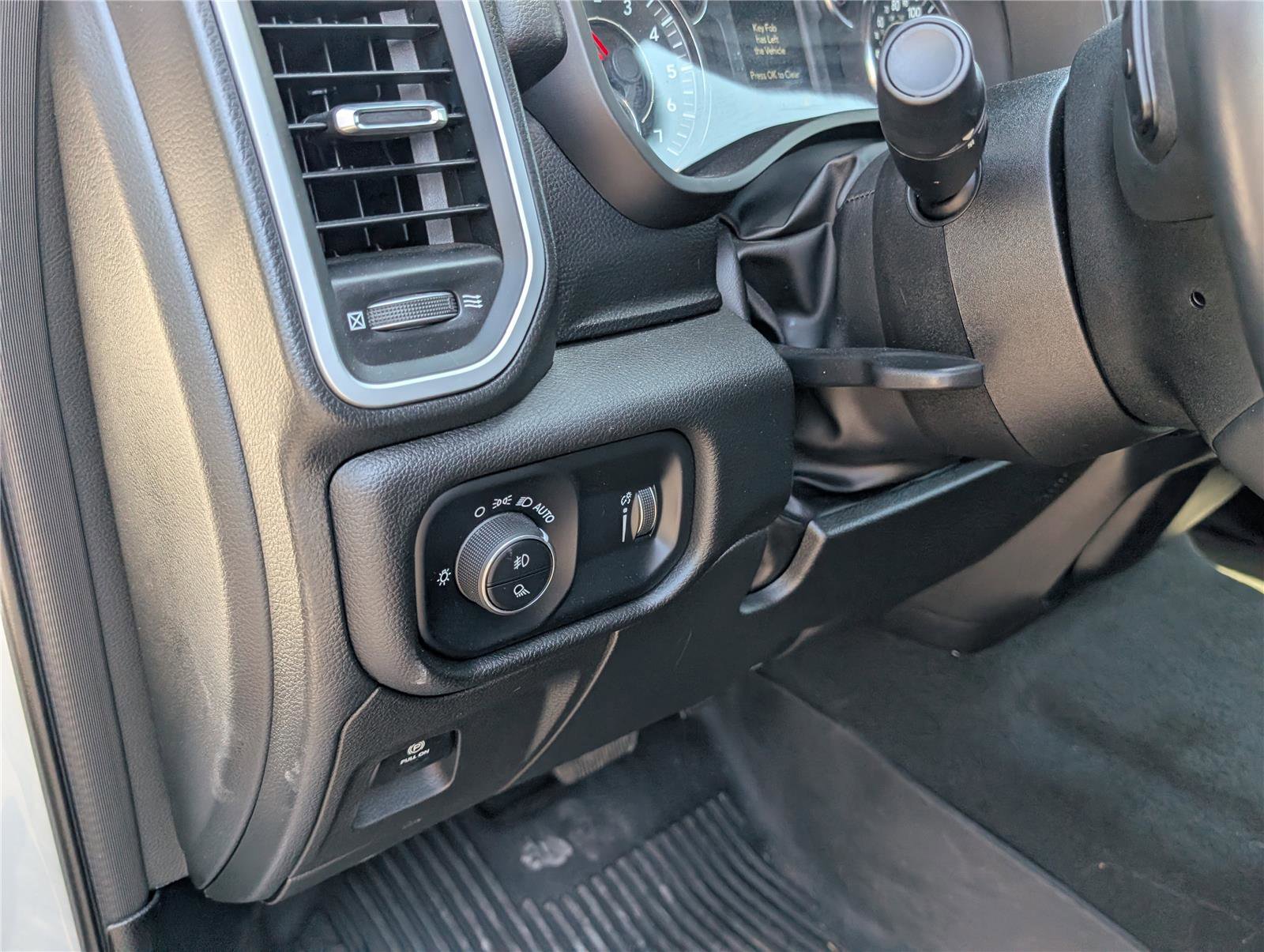 Used 2023 RAM 1500 Big Horn AWD/4WD image 20