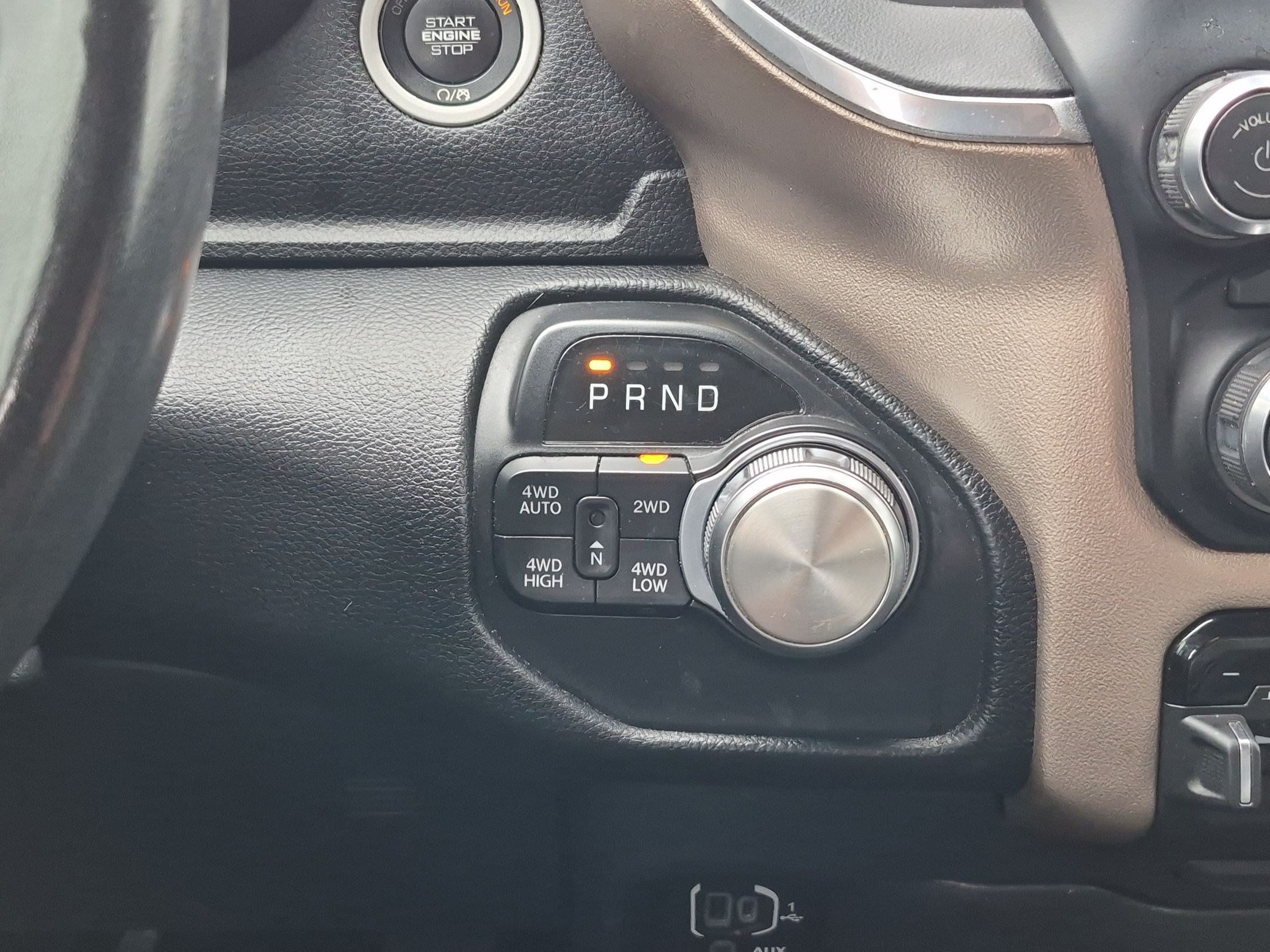 Used 2020 RAM 1500 Laramie AWD/4WD image 25