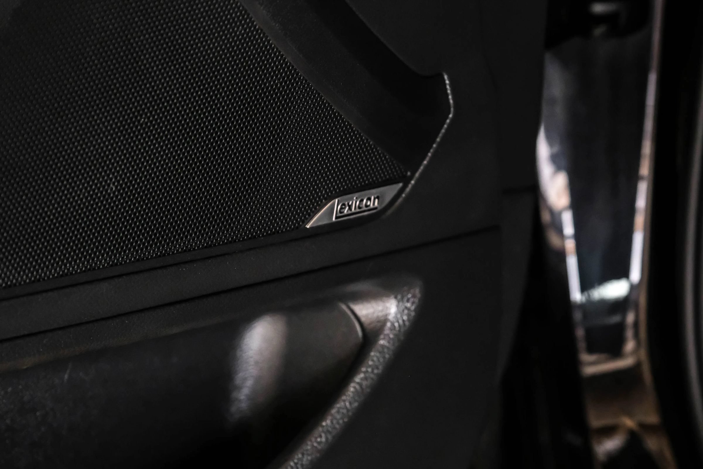 Used 2019 Genesis G80 3.3T Sport RWD image 45