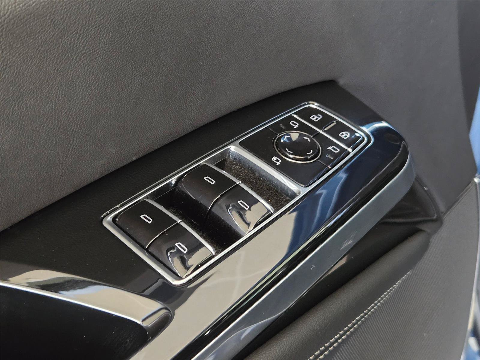 New 2026 Cadillac Escalade Sport w/ Touring Package AWD/4WD image 28