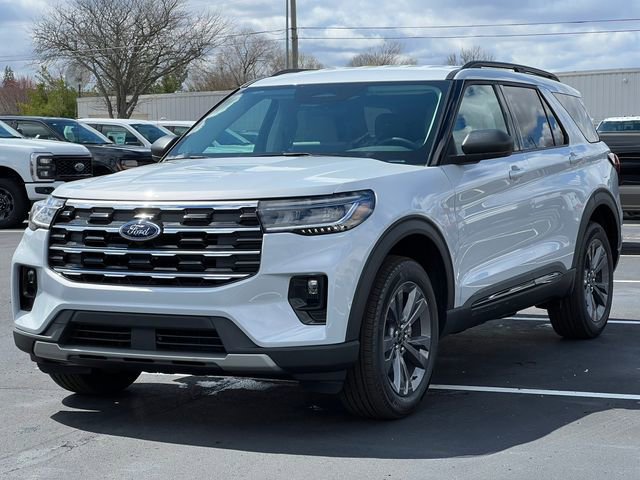 New 2026 Ford Explorer Active image 40