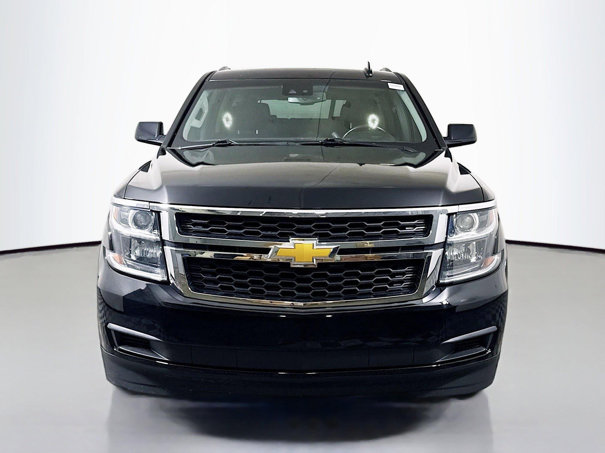 Used 2019 Chevrolet Tahoe LT image 2