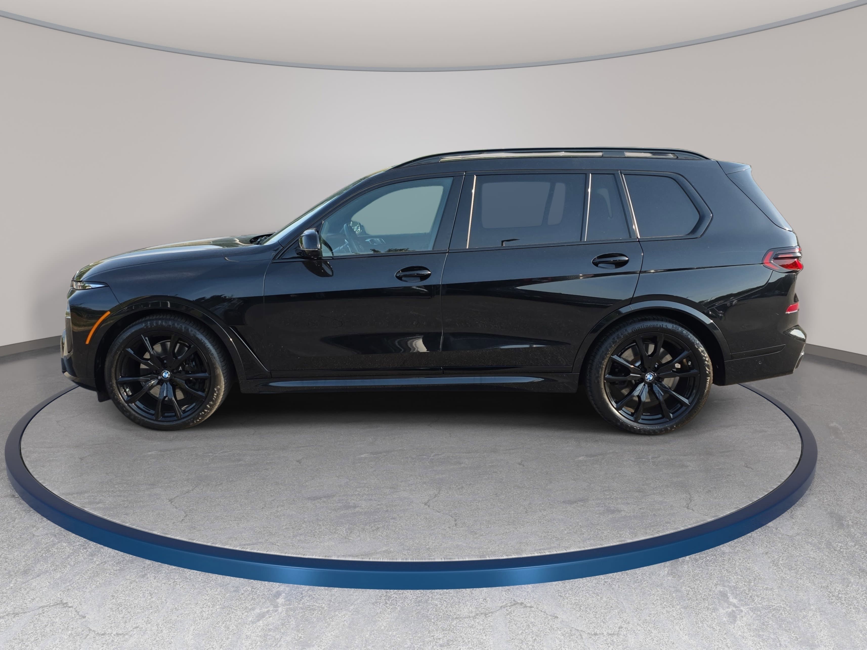 Used 2024 BMW X7 M60i w/ Executive Package AWD/4WD image 8