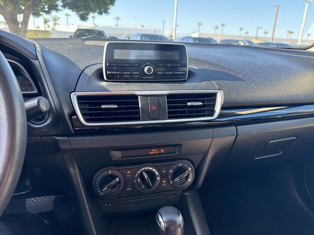 Used 2014 MAZDA MAZDA3 i Sport FWD image 38